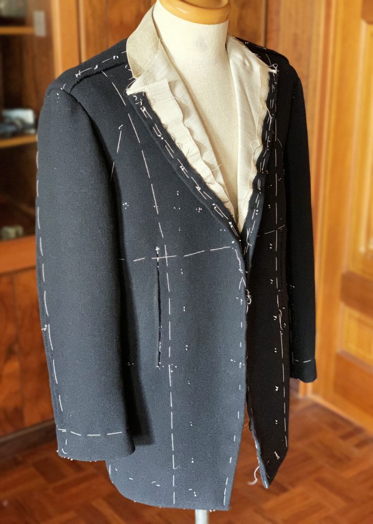 仮縫い段階のジャケット